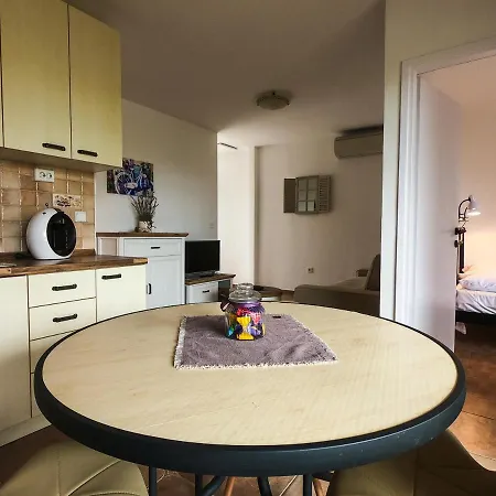 Apartment Summer Touch Petrcane