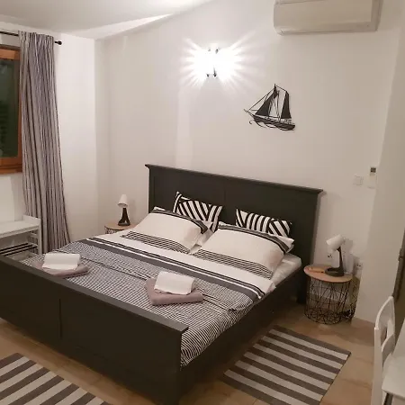Summer Touch Apartment *