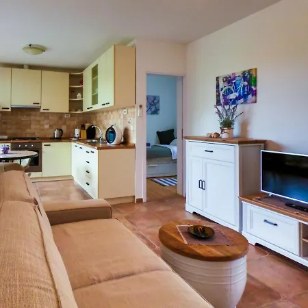 Apartment Summer Touch Petrcane